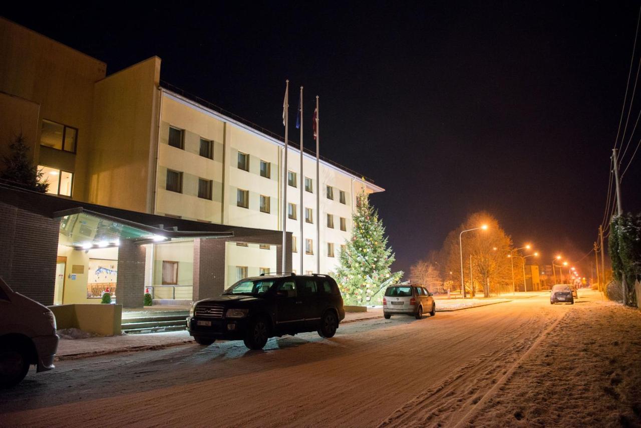 Hotel Tigra Priekuļi Exterior foto